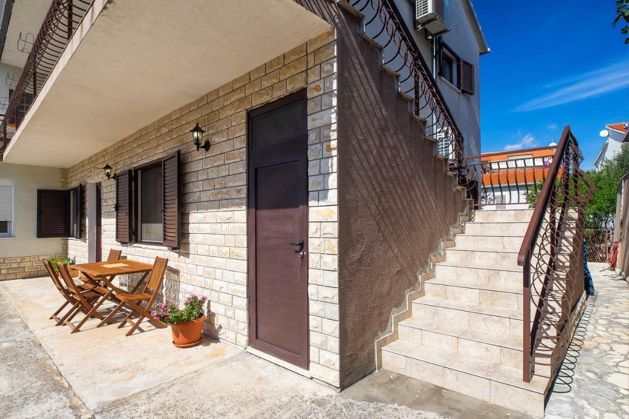 Apartment Olivera Trogir Exterior foto